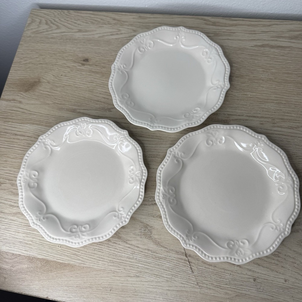 Pioneer Woman Paige Linen Ivory Scalloped Beaded Set Of 3 Salad Plates 8"